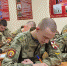 Курсанты Новосибирского военного института Росгвардии написали своим мама поздравительные письма - Росгвардия